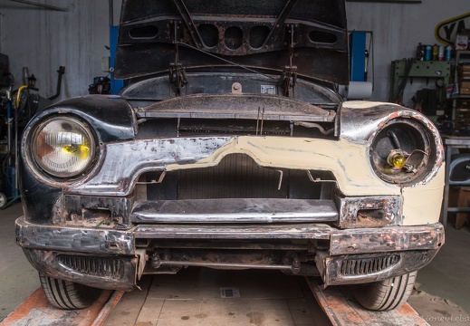 Simca Aronde - Restauration en cours